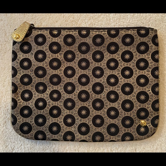 Stephanie Johnson Clutch - Picture 1 of 7